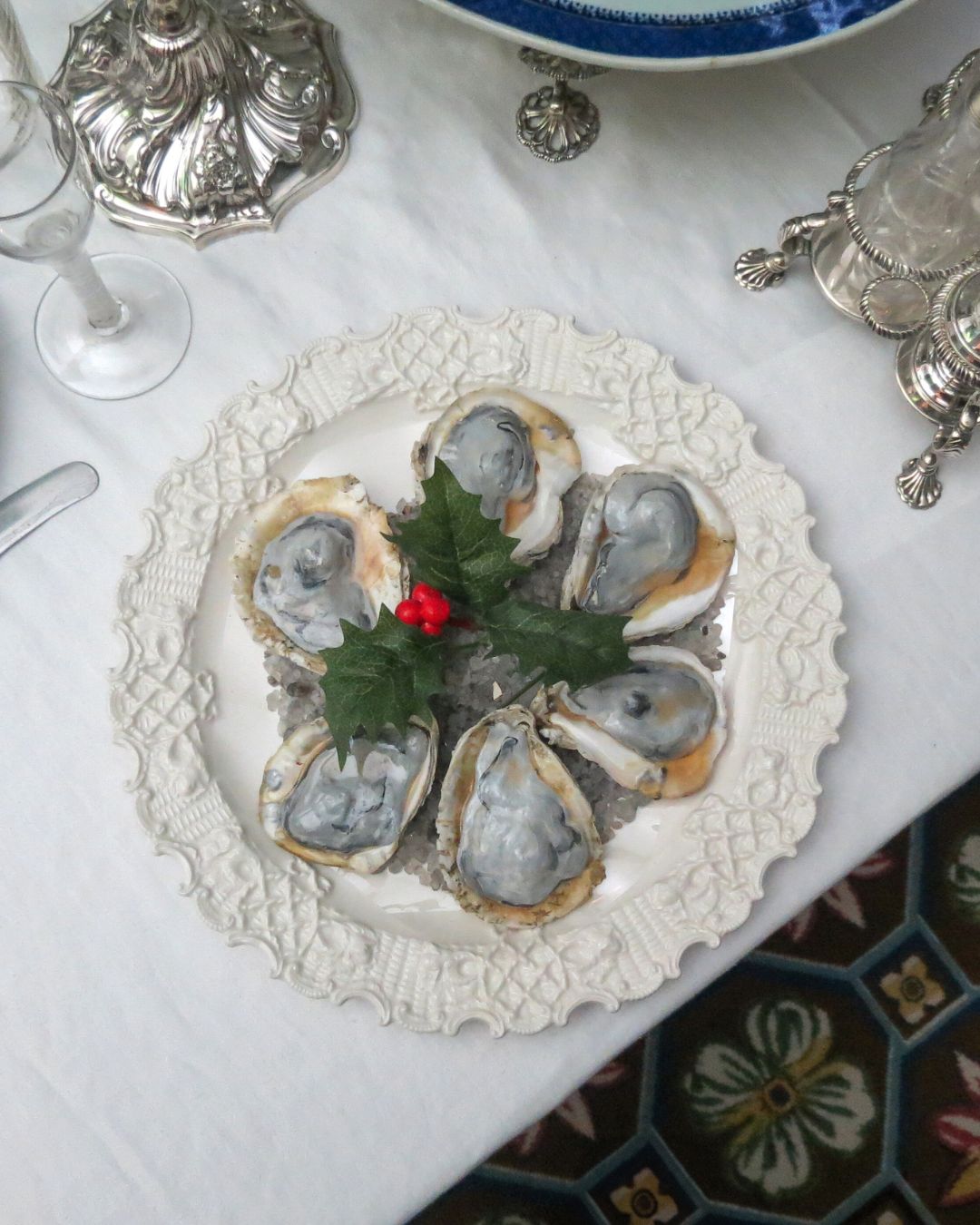Oysters on the half shell displayed as part of an 18th-century holiday table.